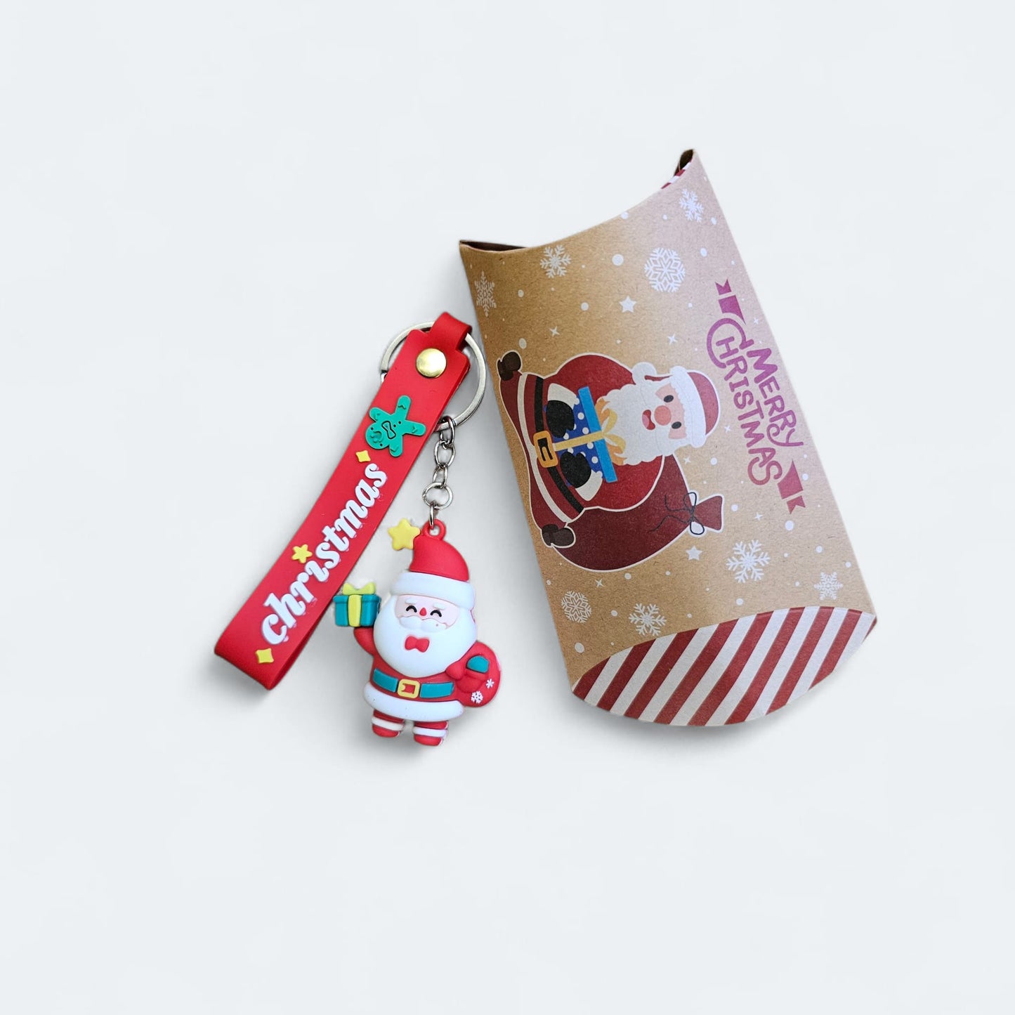 4pcs Adorable Christmas Themed Keychain Gift Set