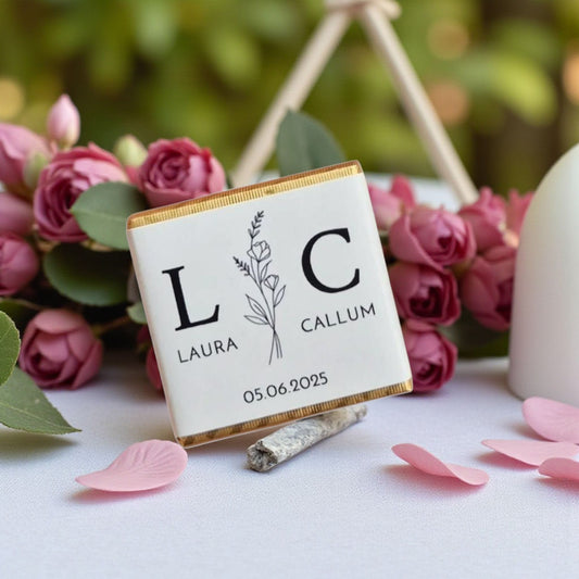 Personalized Floral Wreath Wedding Favor Chocolates